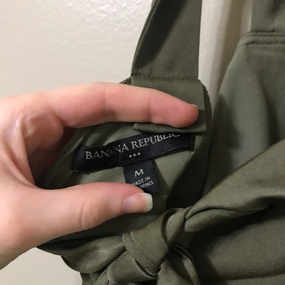 Banana Republic Tie Back Tank - Picture 5 of 5